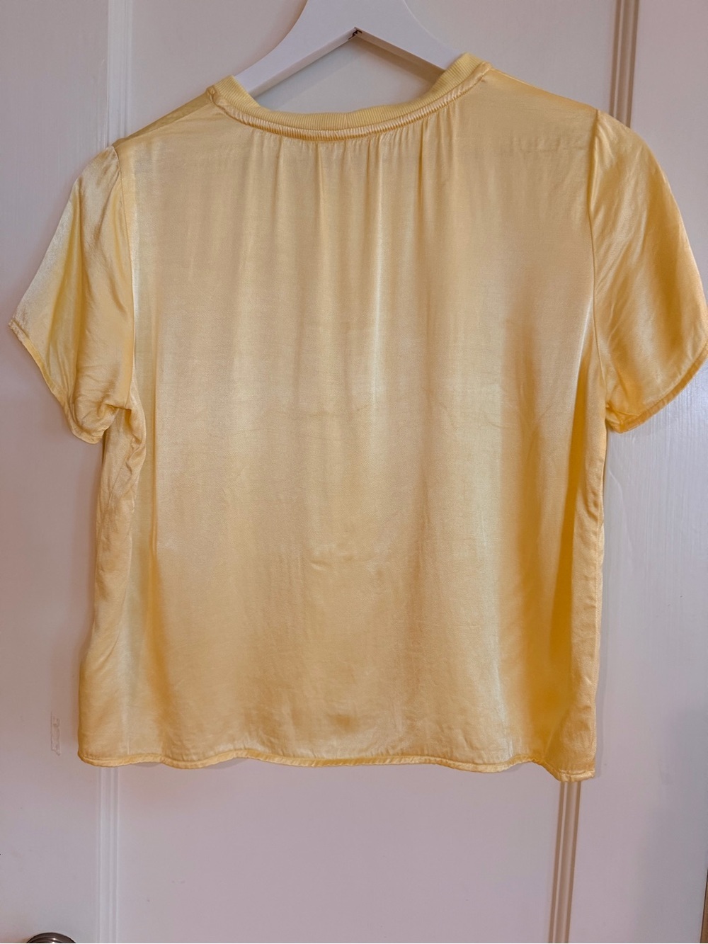 Nation LA Marie Satin Boxy Tee in Butter Yellow Small - Picture 5 of 6